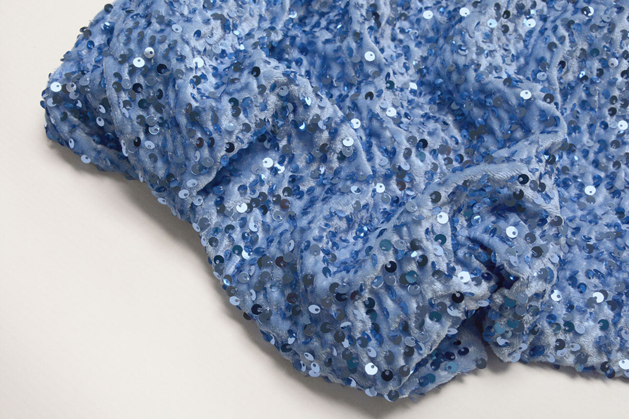 Pailletten op Velours  Licht Blauw Pailletten op Velours  Licht Blauw