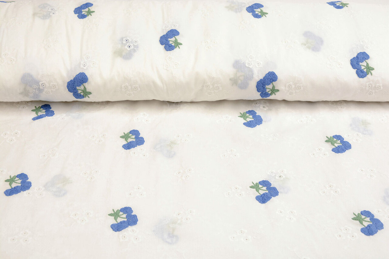 Broderie Katoen Bloem Kaylee Blauw Broderie Katoen Bloem Kaylee Blauw