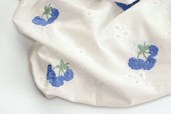 Broderie Katoen Bloem Kaylee Blauw Broderie Katoen Bloem Kaylee Blauw
