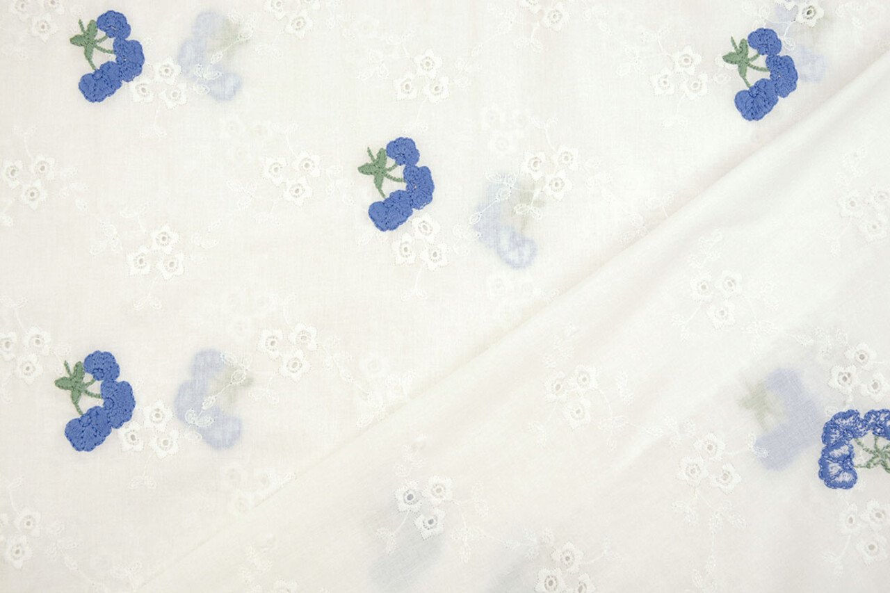 Broderie Katoen Bloem Kaylee Blauw Broderie Katoen Bloem Kaylee Blauw