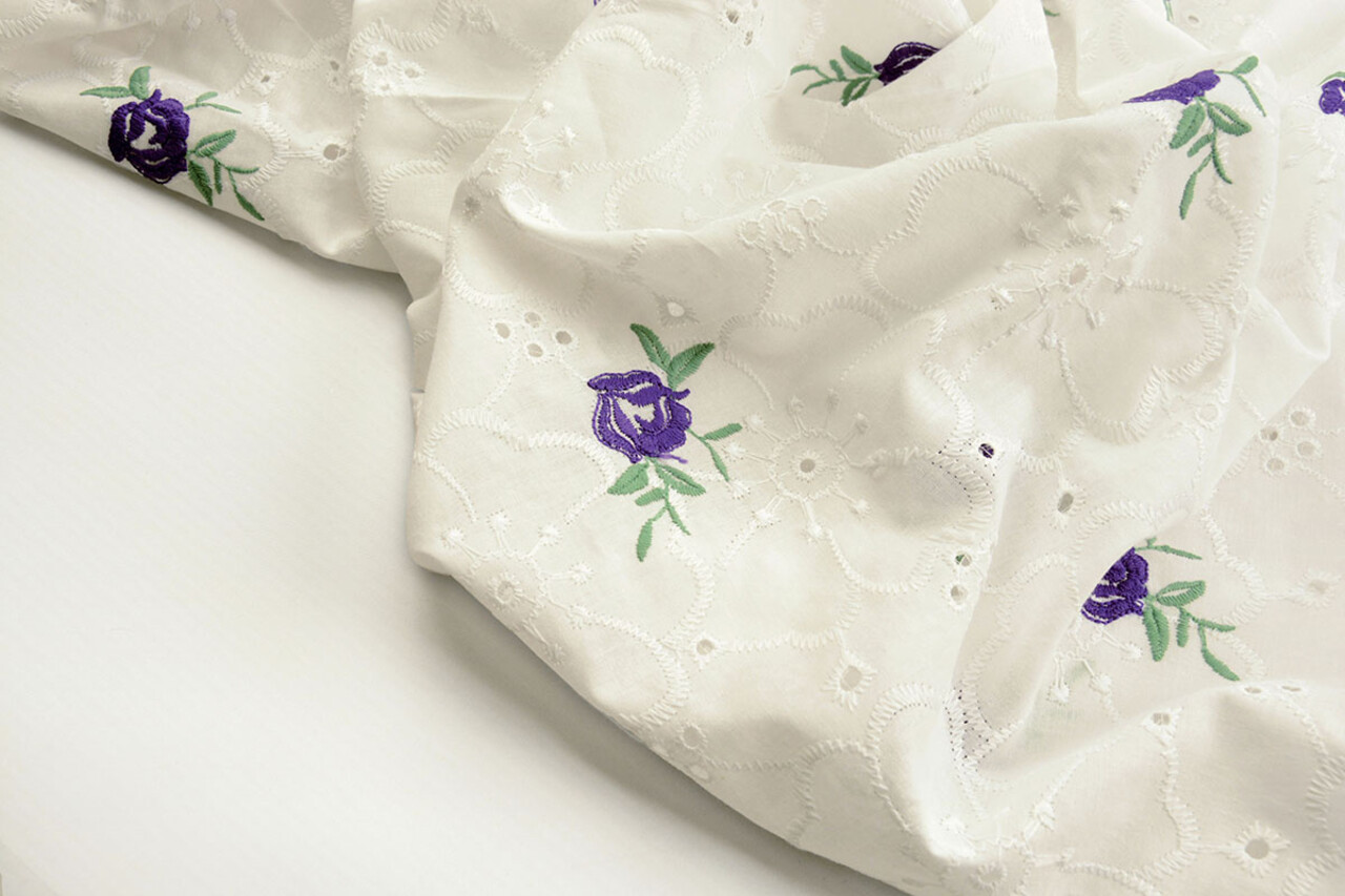 Broderie Anglaise Coton Roosjes Violet Broderie Anglaise Coton Roosjes Violet