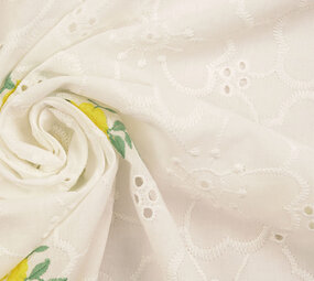 Broderie Katoen Roosjes Geel