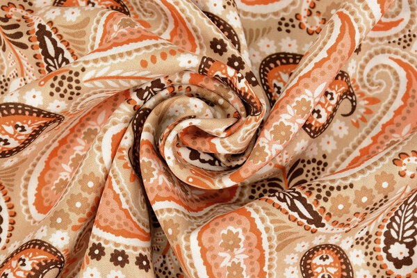 100% Viscosa Yingi Paisley Marrón Naranja 100% Viscosa Yingi Paisley Marrón Naranja