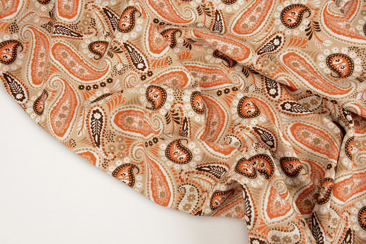 100% Viscose Yingi Paisley Brown Orange 100% Viscose Yingi Paisley Brown Orange