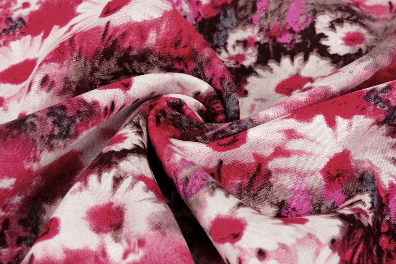 100% Viscose Daisy Fuchsia 100% Viscose Daisy Fuchsia