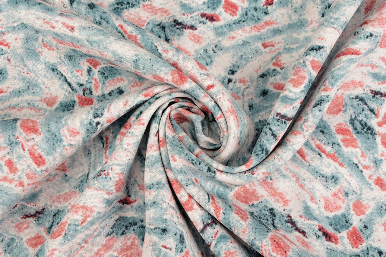 100% Viscose Xiporo Blue Red