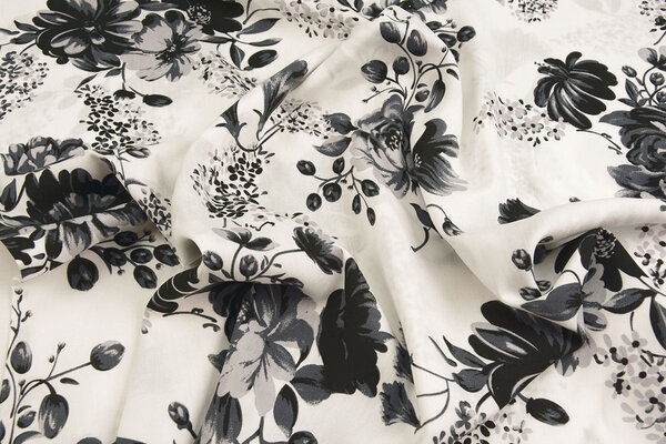 100% Viscose Yawasi Grey Black