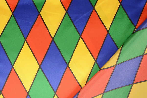Poly Satin Bedruckt Großes Raute Multi 1 Poly Satin Bedruckt Großes Raute Multi 1