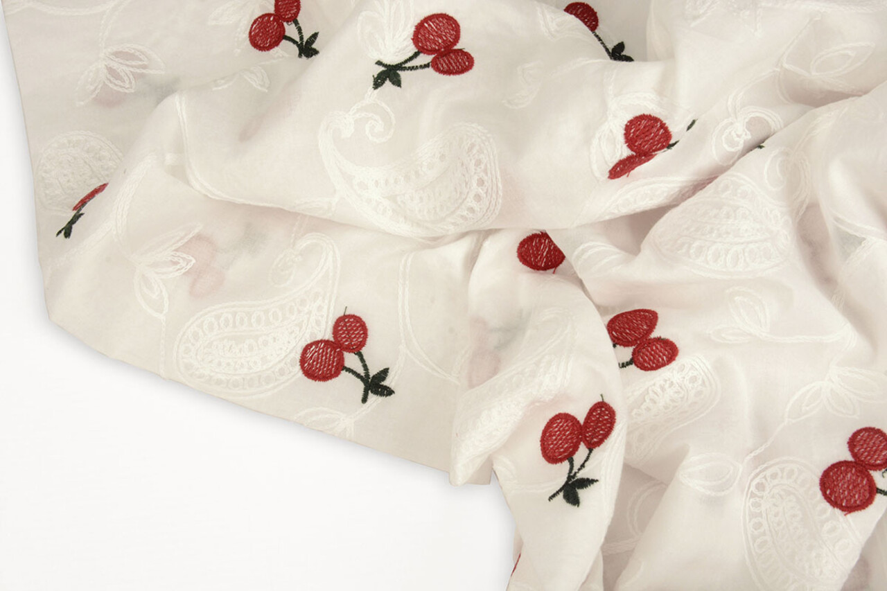 100% Baumwolle Voile Bestickt Kirsche Off-White