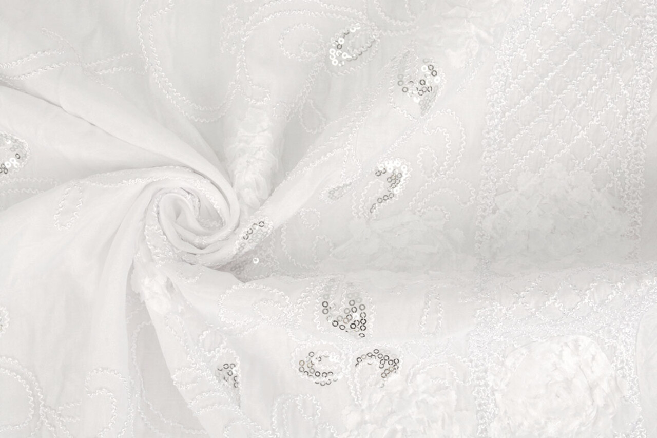 Brodé Paillettes sur Polyester Soie Blanc Brodé Paillettes sur Polyester Soie Blanc