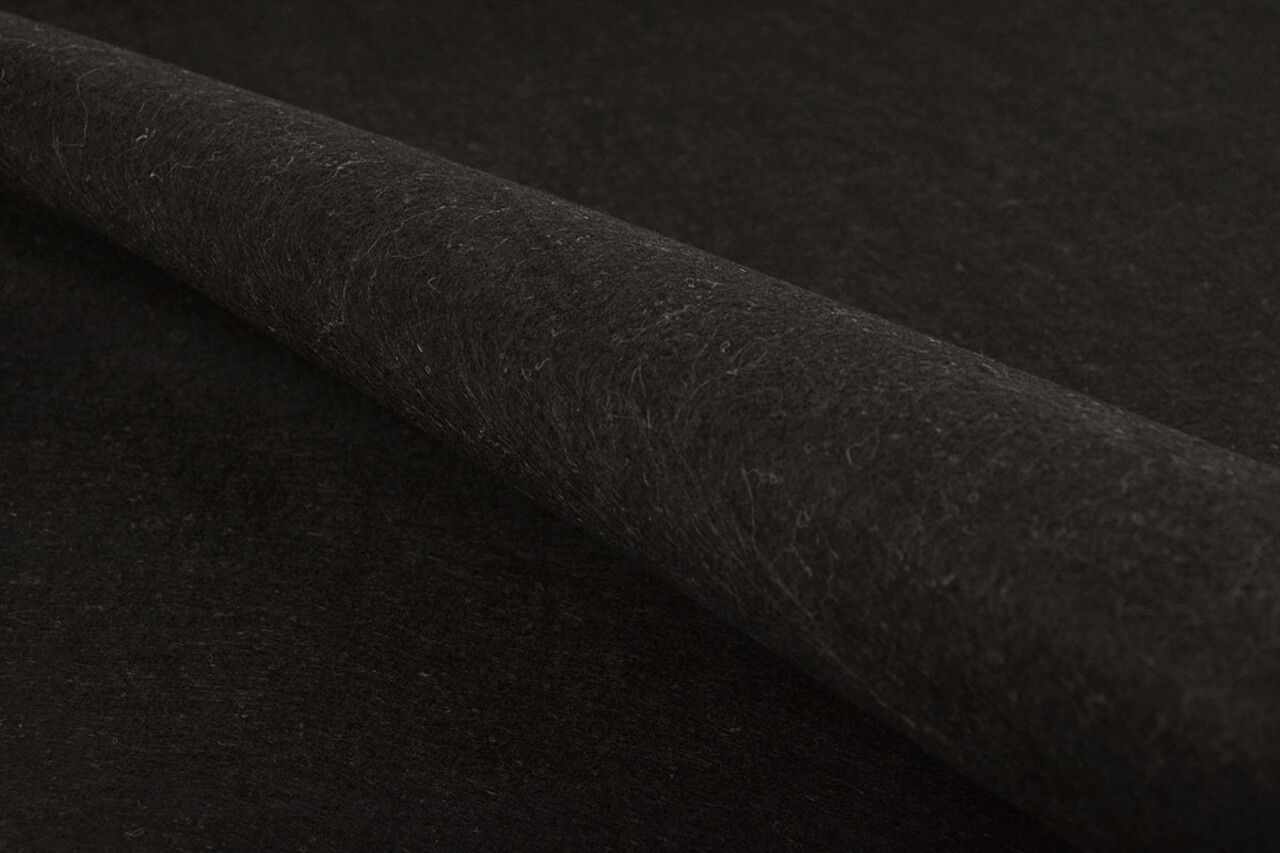 Koreanischer Filz 1 mm Schwarz Melange - 90 cm Breit Koreanischer Filz 1 mm Schwarz Melange - 90 cm Breit