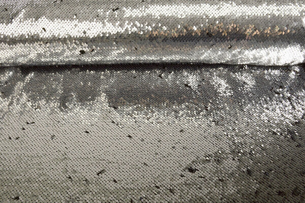 Reversibler Pailletten auf Netz Silber-Schwarz Reversibler Pailletten auf Netz Silber-Schwarz