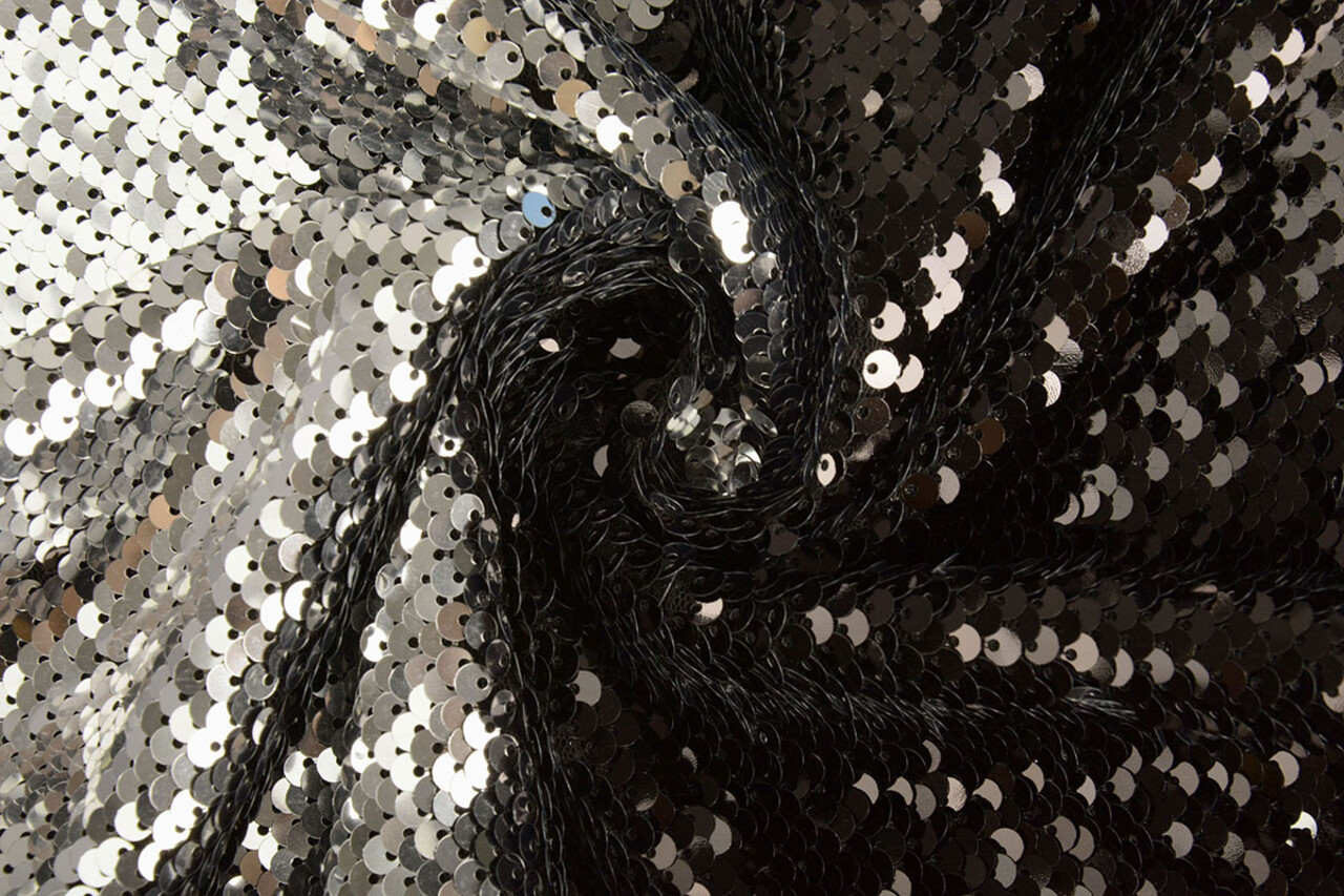 Reversibile Paillettes su Mesh Argento-Nero Reversibile Paillettes su Mesh Argento-Nero
