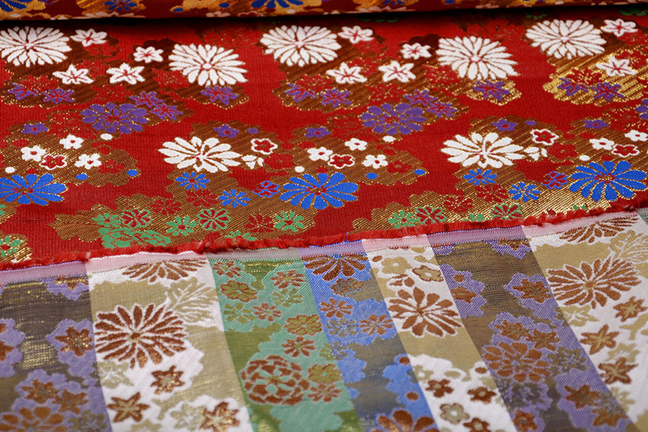 Brocade Flowers Lilled Red