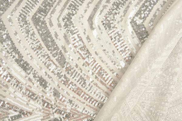 Pailletten auf Netz Saar