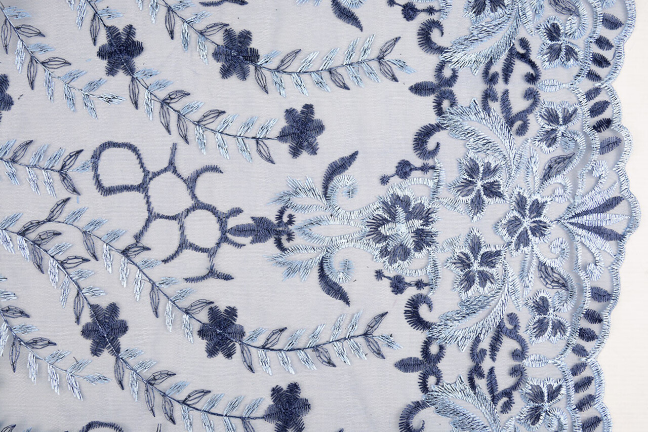 Mesh Geborduurd Adeline Blauw