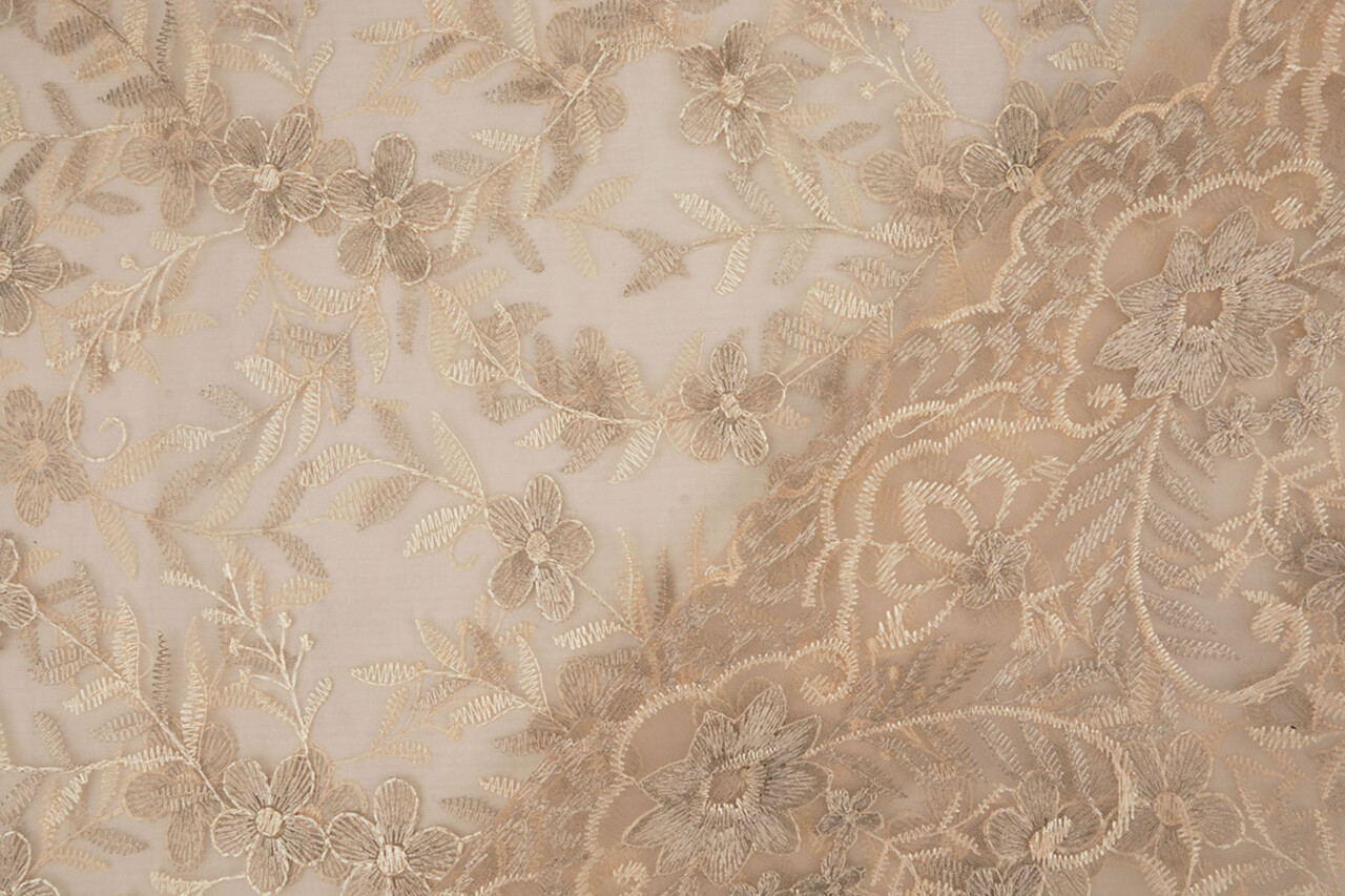 Mesh Geborduurd Adele Champagne