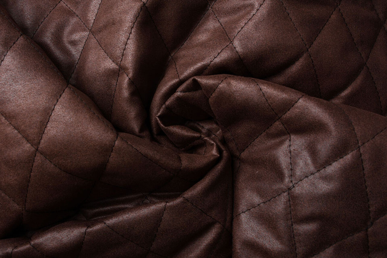 Gesteppter Alcantara Suedine Bordeaux Gesteppter Alcantara Suedine Bordeaux