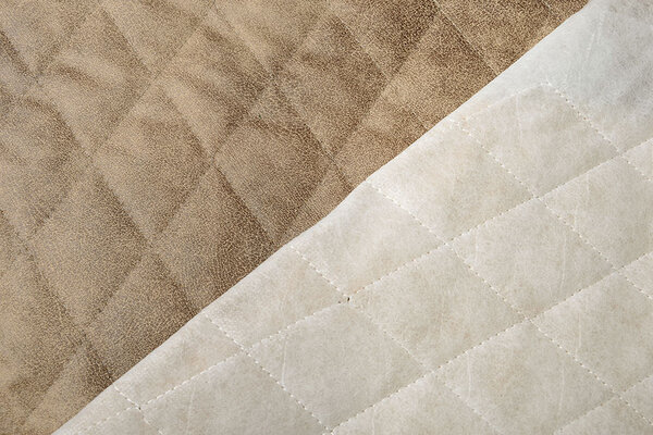 Gesteppter Alcantara Suedine Sand Gesteppter Alcantara Suedine Sand