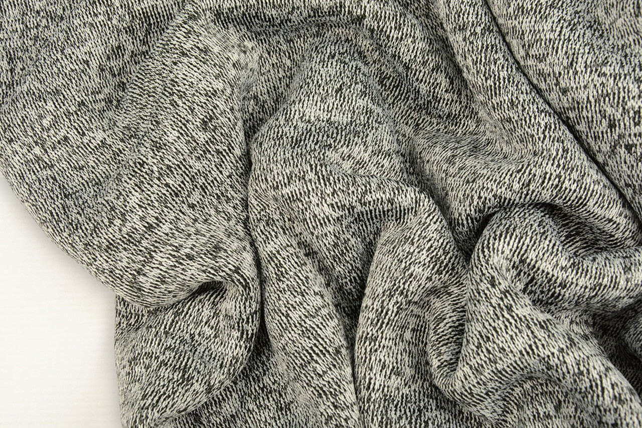 Sweatstoff Gestrickt, Bunt Melange Schwarz Grau Sweatstoff Gestrickt, Bunt Melange Schwarz Grau