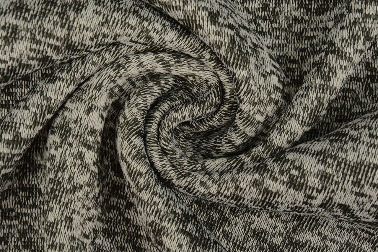 Knitted Fleece 3-Tone Black Grey Knitted Fleece 3-Tone Black Grey