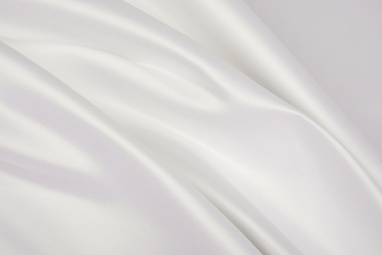 Bruidssatijn Blanc Bruidssatijn Blanc