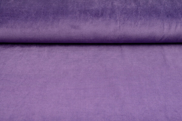 Nicky Terciopelo Morado
