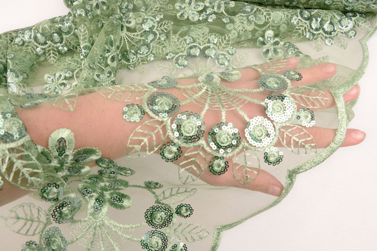 Mesh Ricamato Paillettes Rosetta Verde Antico