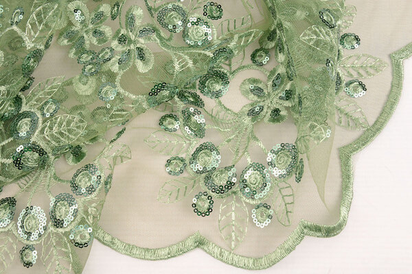 Mesh Ricamato Paillettes Rosetta Verde Antico