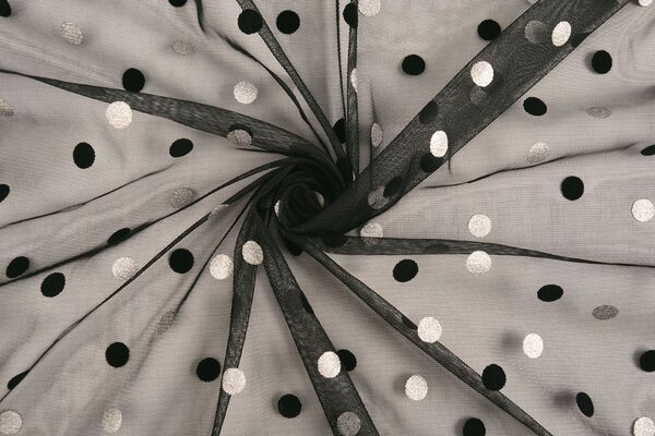 Feiner Tüll Circulo Silber-Schwarz