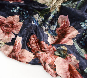 Velours Bedrukt Bloemen Marine Blauw Velours Bedrukt Bloemen Marine Blauw
