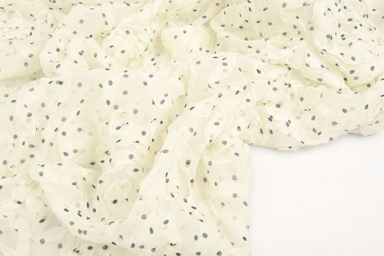 Chiffon Ruches en Stippen Creme Chiffon Ruches en Stippen Creme