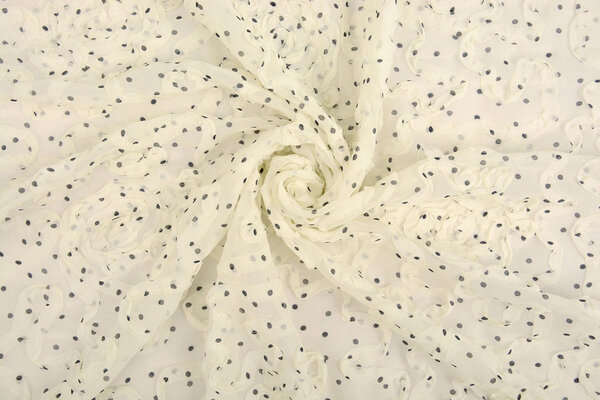 Chiffon Ruches en Stippen Creme Chiffon Ruches en Stippen Creme
