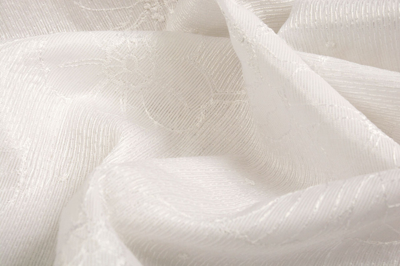 100% Cotton Embroidered Vaya 100% Cotton Embroidered Vaya