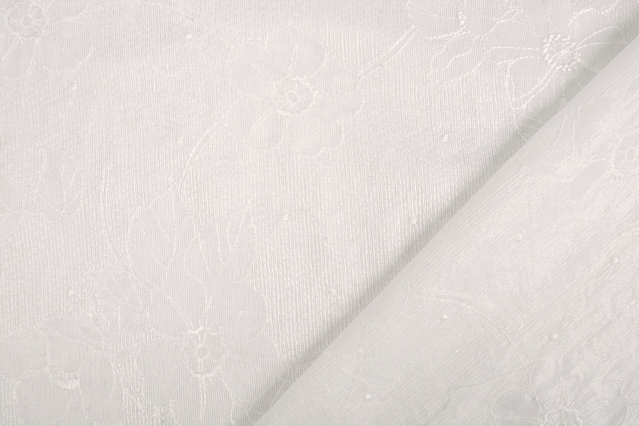 100% Cotton Embroidered Vaya 100% Cotton Embroidered Vaya