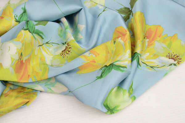Oeko-Tex®  Stretch Satin Bedruckt Blume Lilian Blau