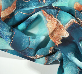 100% Viscose Nebulae Pouring 100% Viscose Nebulae Pouring