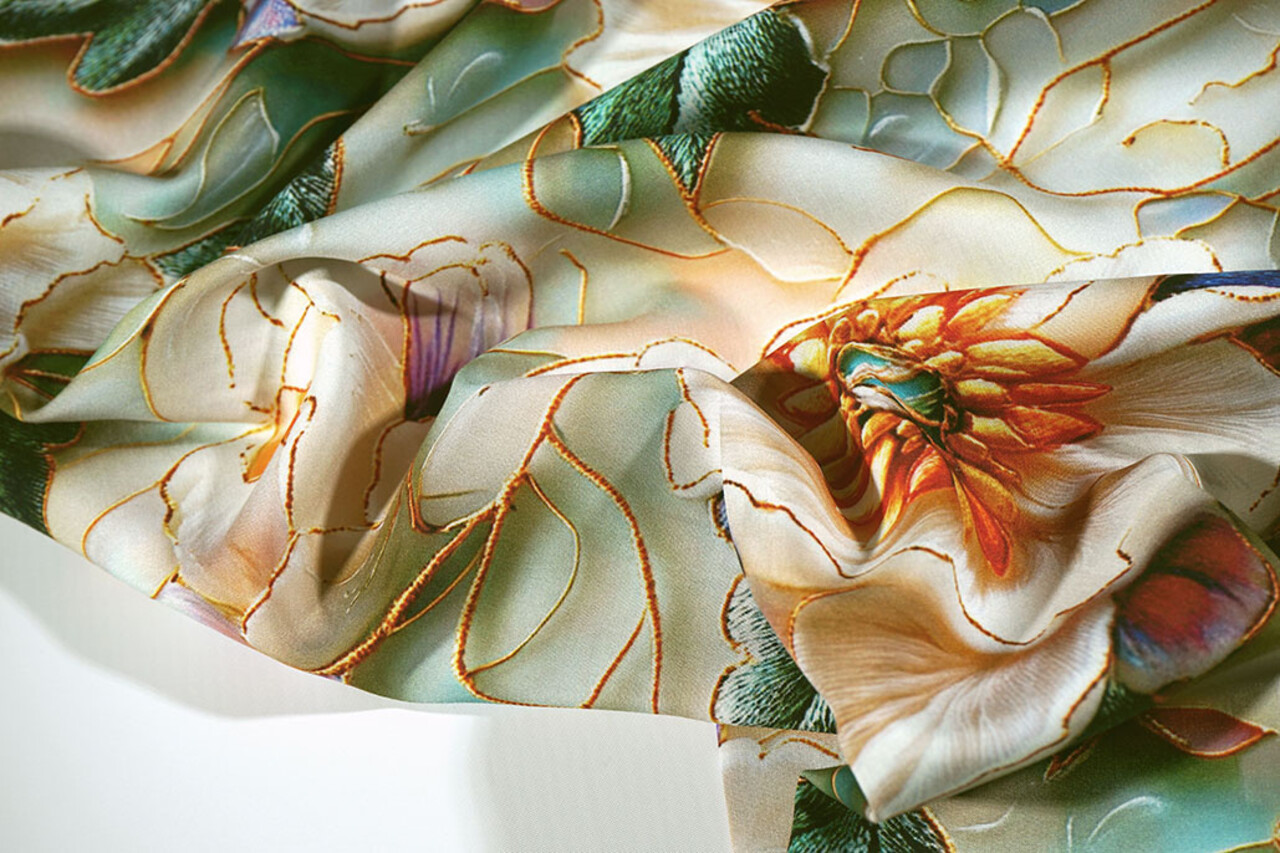 100% Viscose Novella Flowers 100% Viscose Novella Flowers