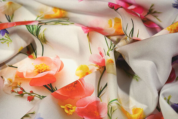 100 % Viscose Tuliora Fleurs 100 % Viscose Tuliora Fleurs