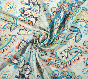 100% Viscose Turisca Paisley