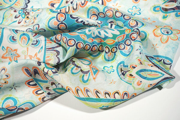 100% Viskose Turisca Paisley 100% Viskose Turisca Paisley
