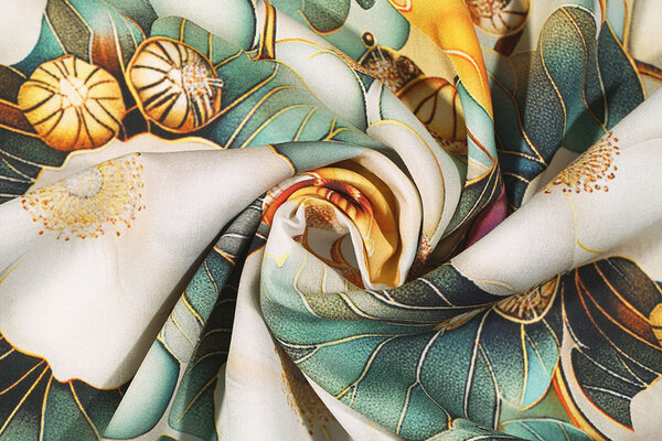 100% Viscose Serenella Bloemen 100% Viscose Serenella Bloemen