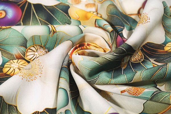 100% Viscose Serenella Flowers 100% Viscose Serenella Flowers