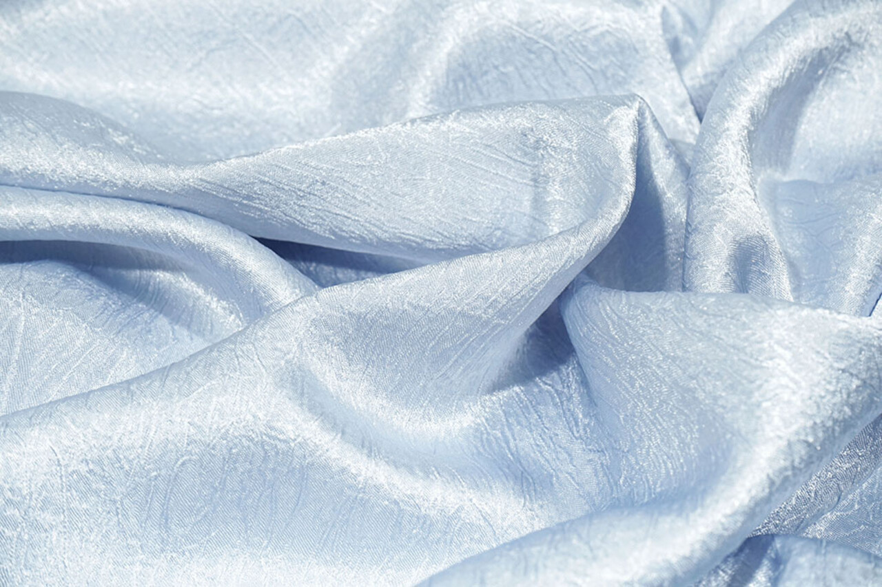 Crinkle Satin Lavendel Babyblau