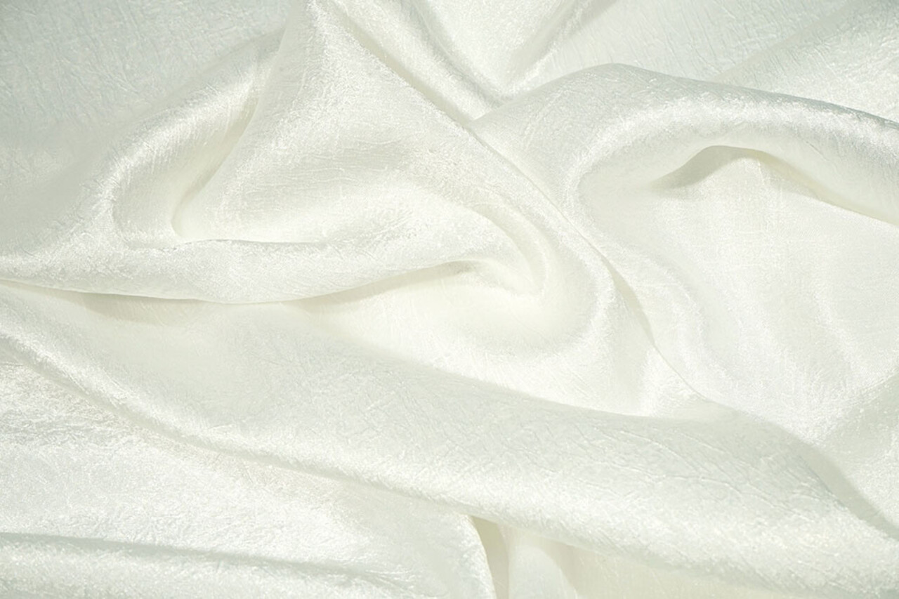 Crêpe Froissé Satin Blanc Cassé Crêpe Froissé Satin Blanc Cassé