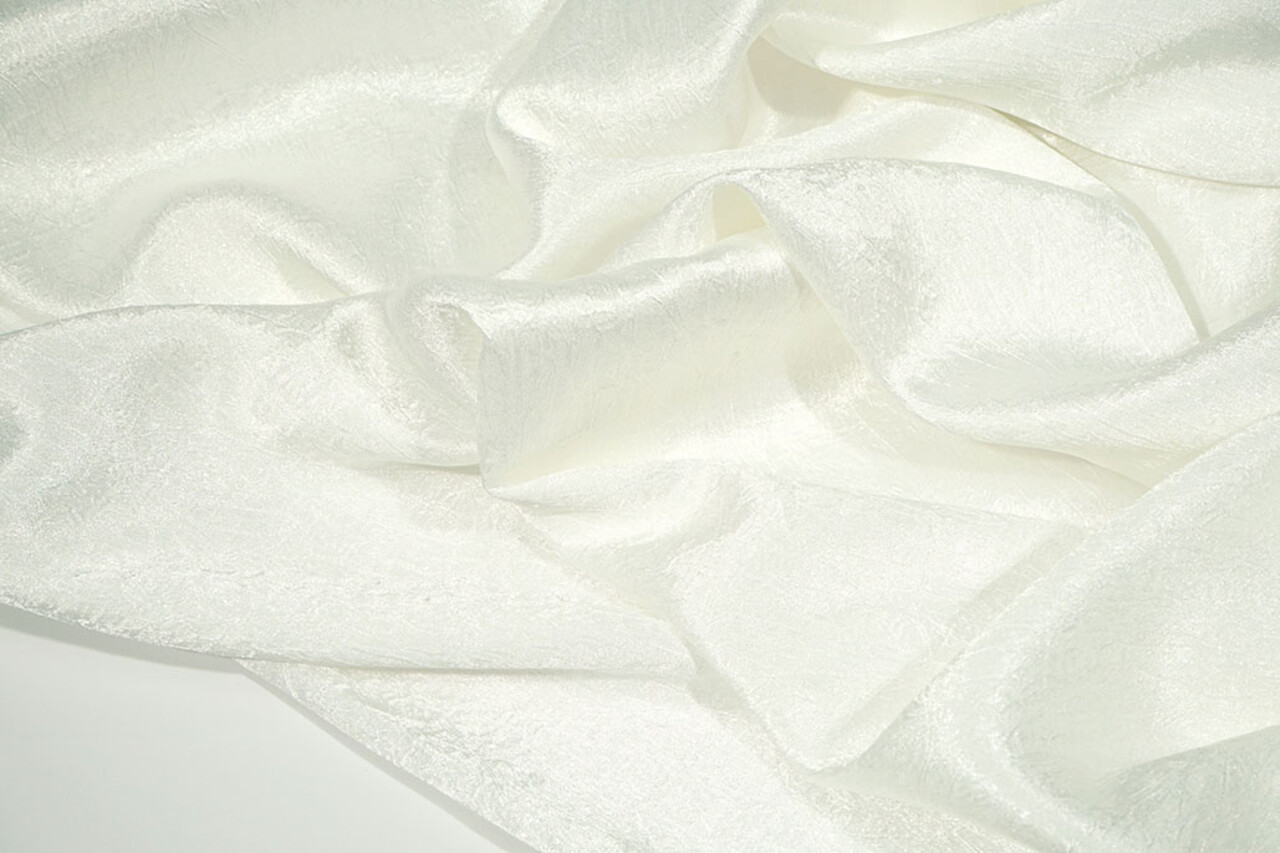 Crêpe Froissé Satin Blanc Cassé Crêpe Froissé Satin Blanc Cassé