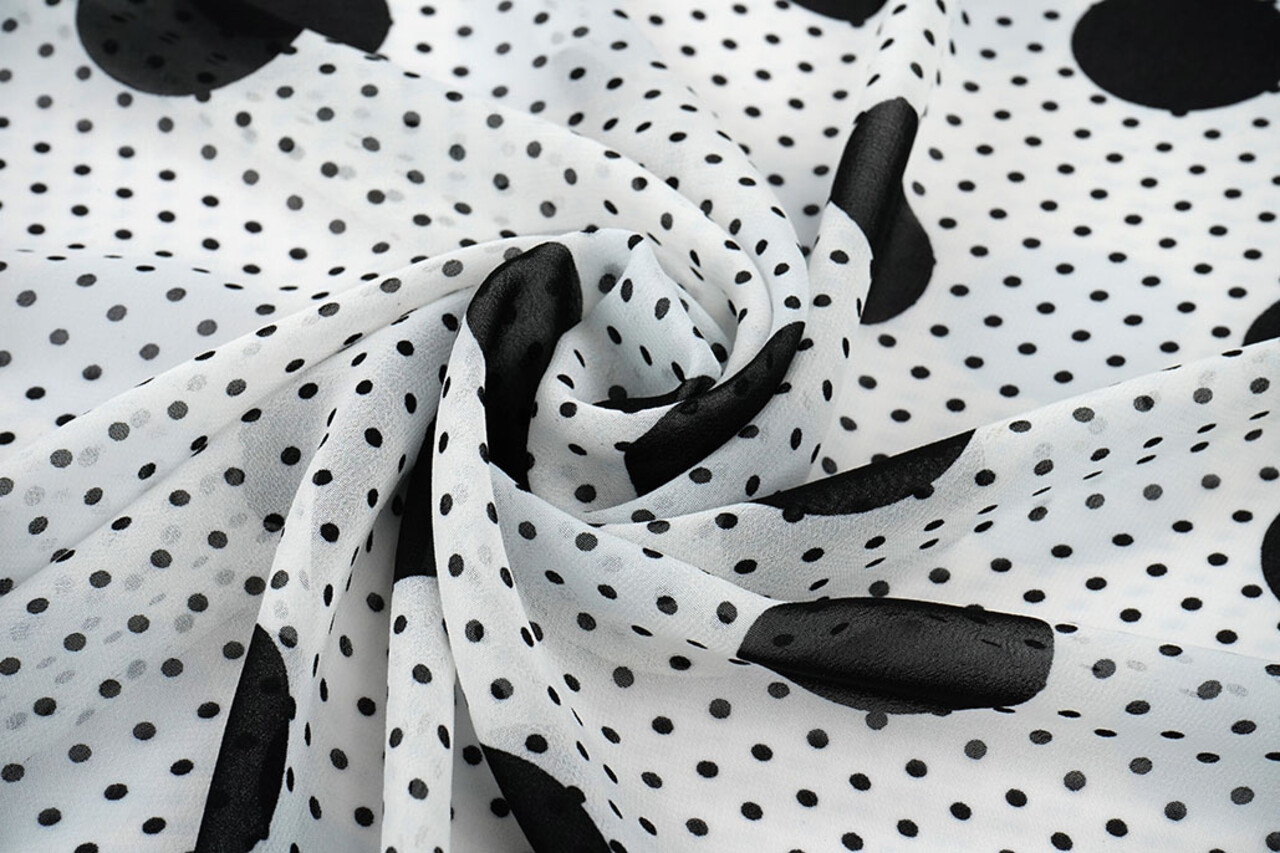 Chiffon Kleine en Grote Stippen Off-White Chiffon Kleine en Grote Stippen Off-White