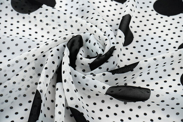 Chiffon Kleine en Grote Stippen Off-White Chiffon Kleine en Grote Stippen Off-White