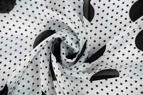 Chiffon Kleine en Grote Stippen Off-White Chiffon Kleine en Grote Stippen Off-White