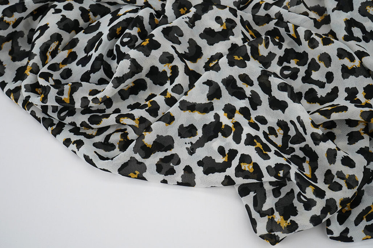 Chiffon Stampato Leopardo Bianco Sporco Chiffon Stampato Leopardo Bianco Sporco